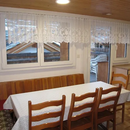 Appartementhaus Venetz Saas110 Ruhige Lage Direkt An Skibushaltestelle Apartman *