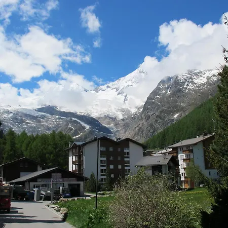 Appartementhaus Venetz Saas110 Ruhige Lage Direkt An Skibushaltestelle Saas Fee